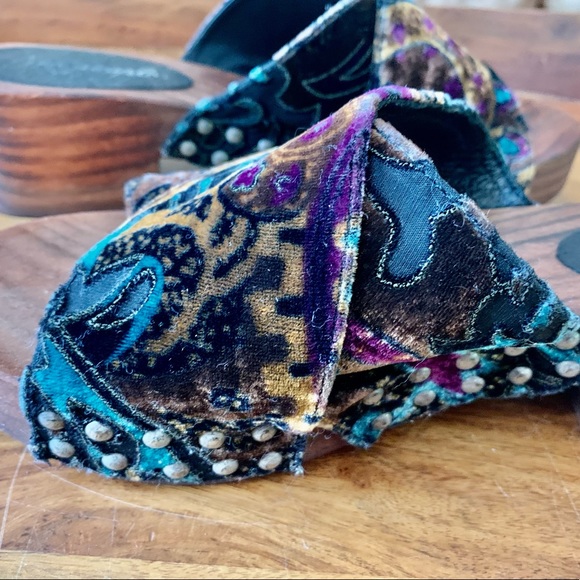 FREE PEOPLE Velvet Wooden Clogs/Slides - Picture 4 of 10
